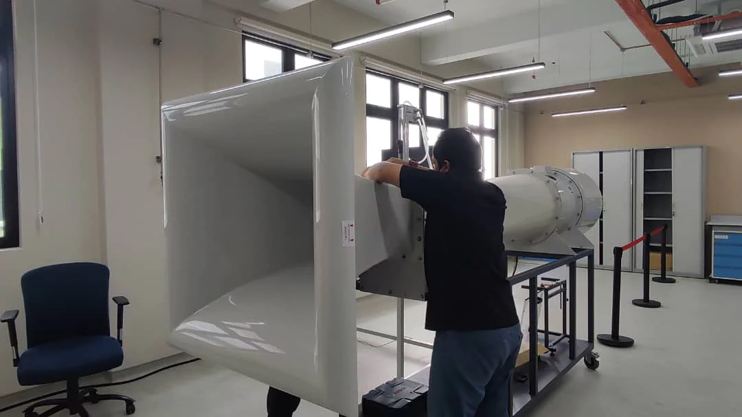 Service for Wind Tunnel Model: AF300