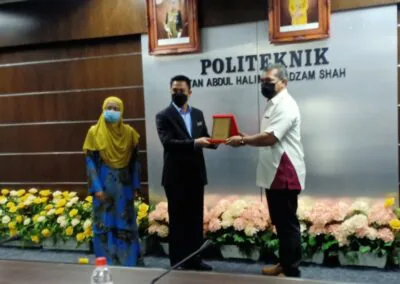 Majlis Penyampaian Sijil Kursus Professional Siemens Serta Perkhidmatan Kebolehanpasaran Graduan Dan Kolaborasi Bersama Industri Bagi Program SCE SIMATIC S7 di POLIMAS, Jitra Kedah