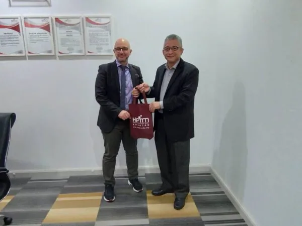 TecQuipment Ltd, UK visit to Malaysia 4 12