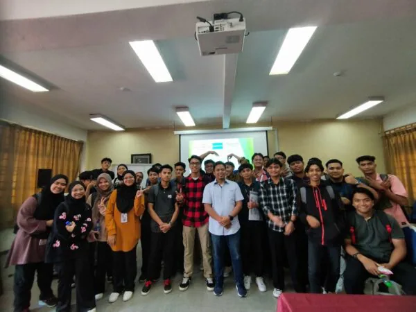 f0aacbe7 64a7 4acf 9e6c 3868ccf8debe