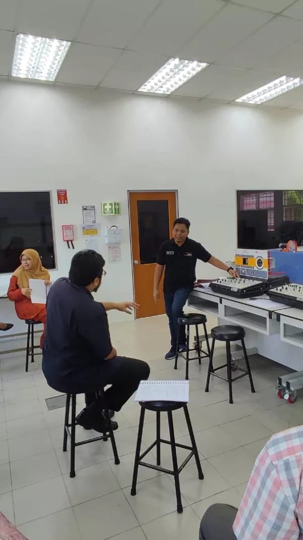 968d64c2 ad5c 470e bb53 f25c77fafe2d