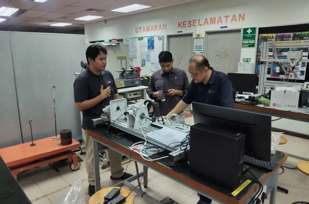 Training for Bending Moments In A Beam & 30Nm Torsion Testing Machine