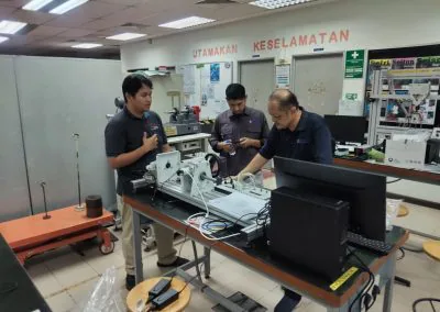 Training for Bending Moments In A Beam & 30Nm Torsion Testing Machine
