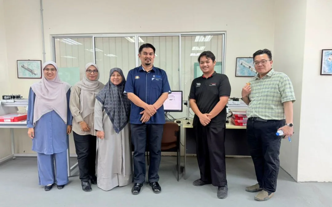 Training for Euler Buckling of Struts STS12 / TQ