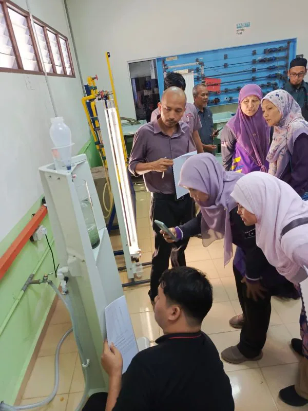 Training for Viscosity and Particle Drag H410 / TQ 1 3 2